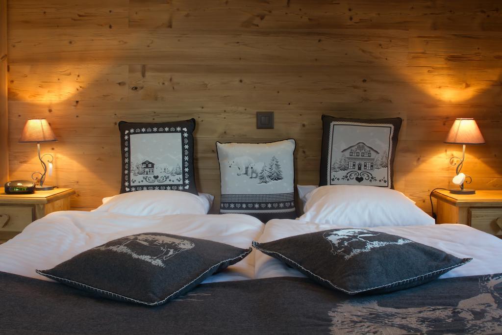 Hotel De Charme La Poste Anzere Room photo